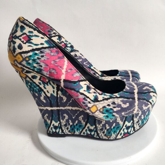 Steve Madden Pammyy Tribal Print Boho Vegan Platform Wedge 5" Heels Size 7.5 - Picture 1 of 9